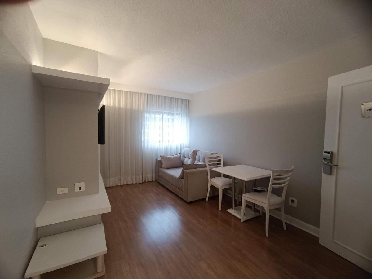Apto-Flat Excelente Localizacao Centro-Batel - Somente Familiares Curitiba Exteriör bild