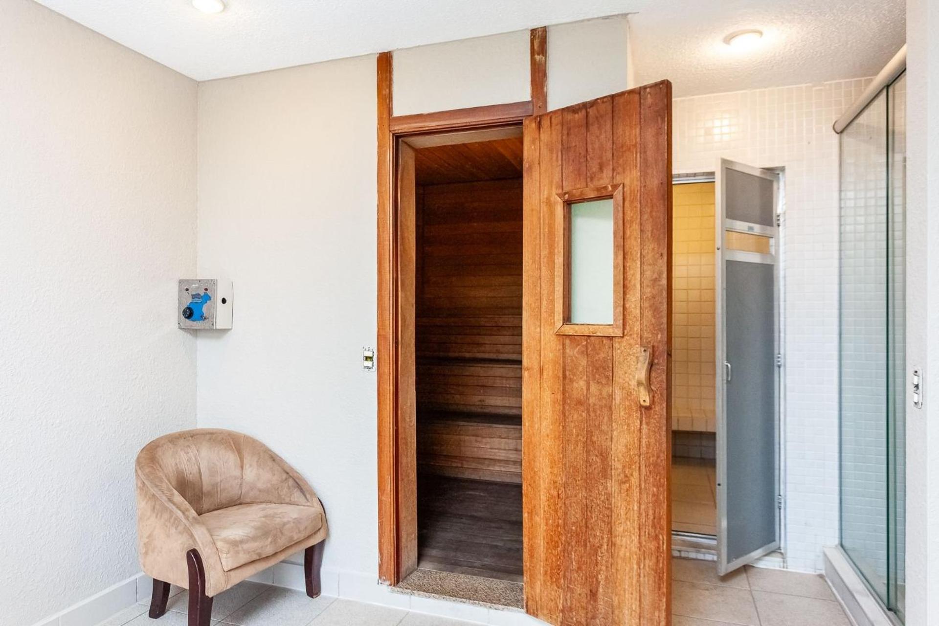 Apto-Flat Excelente Localizacao Centro-Batel - Somente Familiares Curitiba Exteriör bild